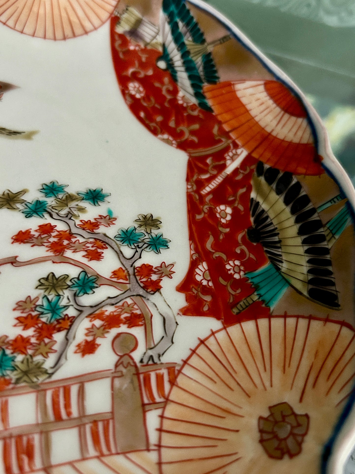 Antique Arita Imari Parasol Plate