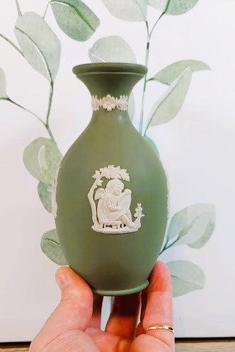 Wedgwood small Green Vase, vintage