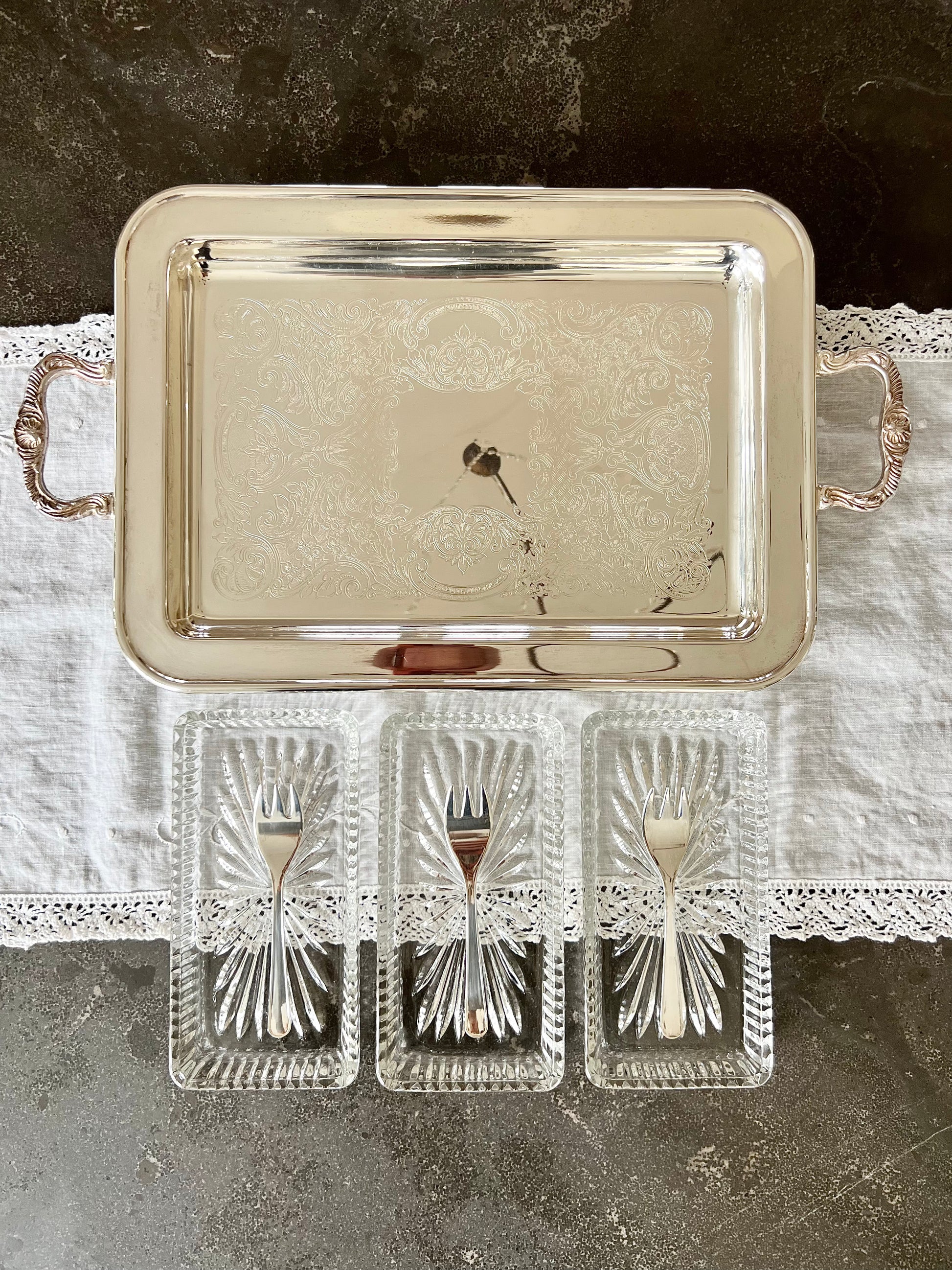 Vintage Leonard Silver Plated Footed Butlers Serving Tray With Ornate  Handles