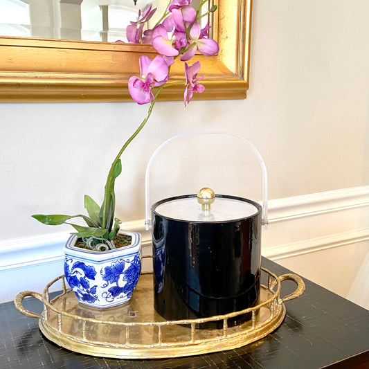 Retro chic vintage shiny black ice bucket