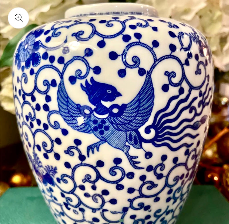 Chinoiserie selling Blue and White, Vintage